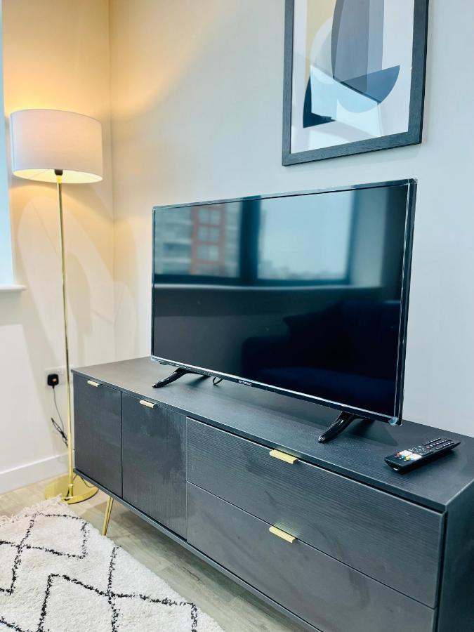 Stylish Studio Apartment Near To Old Trafford Stadium Manchester Exterior foto